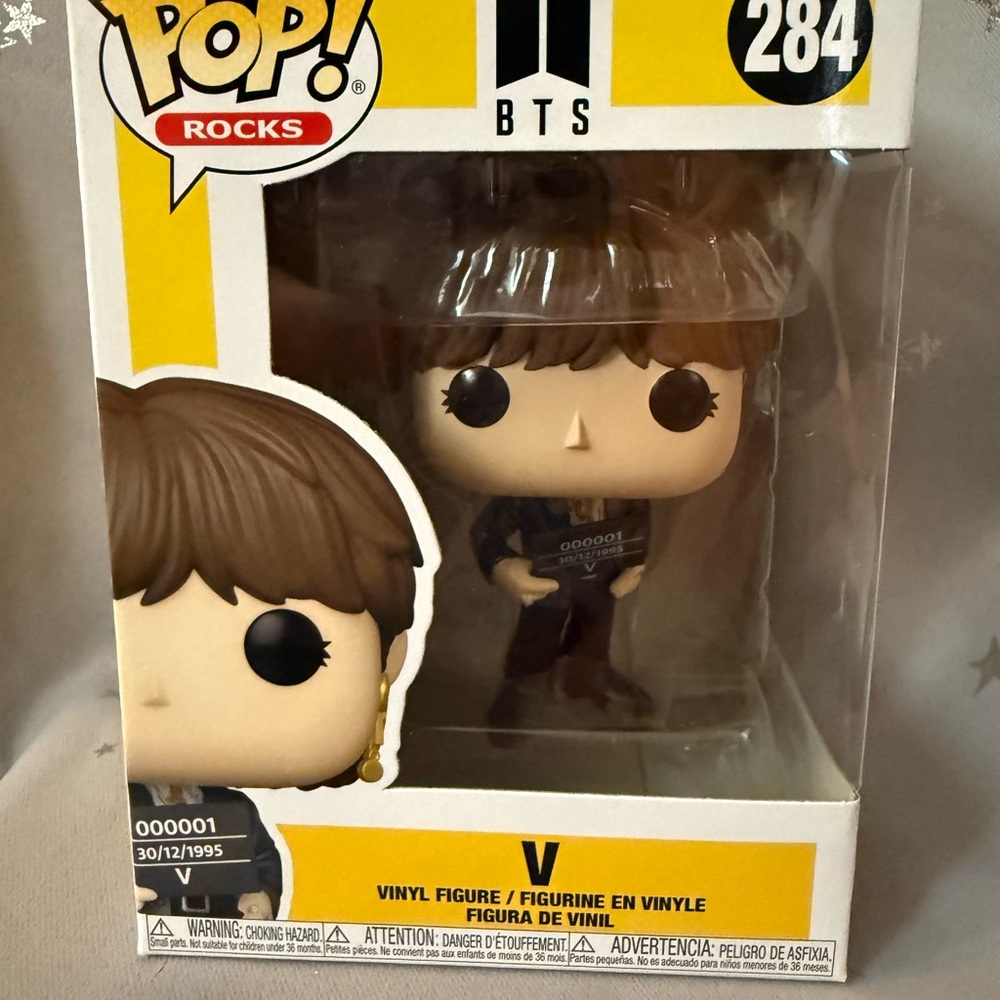 Funko Pop Rocks BTS V Figure - Black and Brown